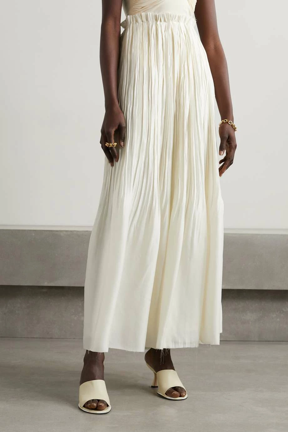 Best deal โ KHAITE Cersi Pleated Cupro Maxi ๐ Skirt ๐ฅ 5 Best deal โ KHAITE Cersi Pleated Cupro Maxi ๐ Skirt ๐ฅ - Image 3