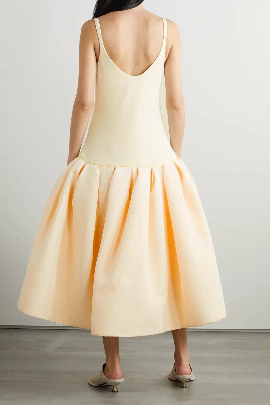 Cheap ๐ KHAITE Lynette Pleated Jersey And Crepe Midi Dress ๐คฉ 5 Cheap ๐ KHAITE Lynette Pleated Jersey And Crepe Midi Dress ๐คฉ - Image 3