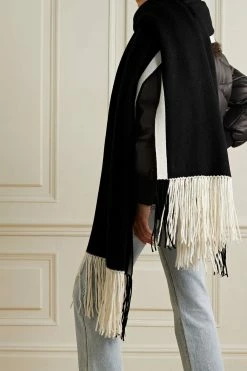 Best Pirce π KHAITE Riga Reversible Fringed Cashmere Scarf βοΈ 7 Best Pirce π KHAITE Riga Reversible Fringed Cashmere Scarf βοΈ -Khaite Store w920 q60 710