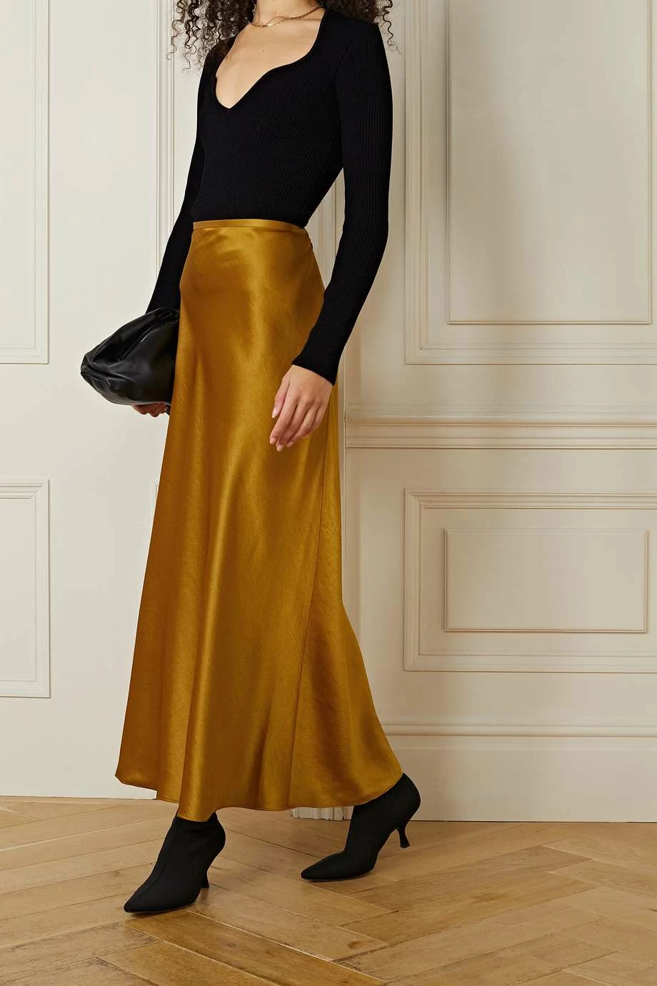 Budget ⌛ KHAITE Lise Satin Maxi ❤️ Skirt ✔️ 4 Budget ⌛ KHAITE Lise Satin Maxi ❤️ Skirt ✔️ - Image 2