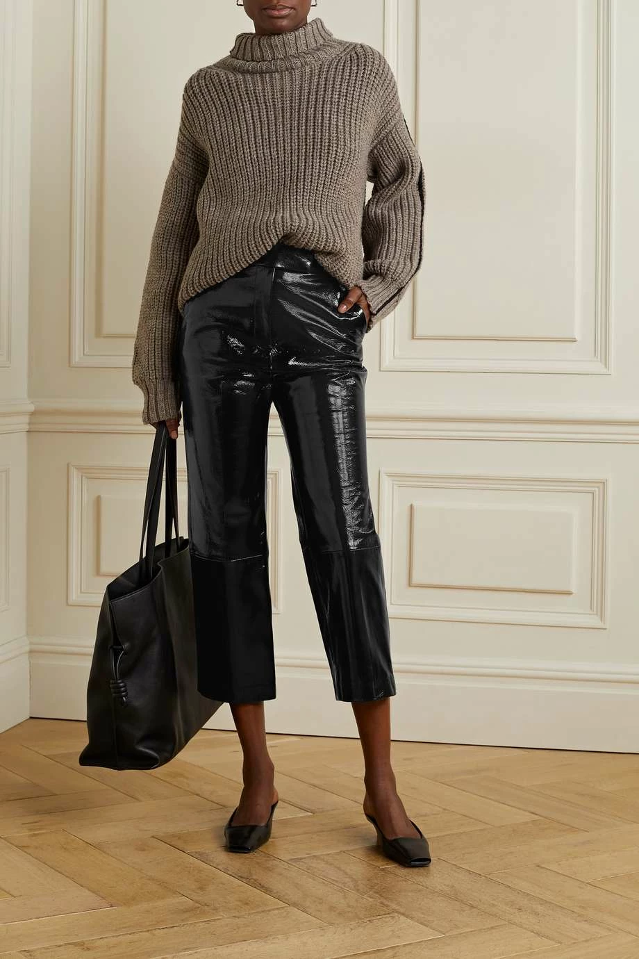 Discount โ KHAITE Melie Cropped Crinkled Patent-leather Straight-leg Pants ๐ฅฐ 4 Discount โ KHAITE Melie Cropped Crinkled Patent-leather Straight-leg Pants ๐ฅฐ - Image 2