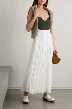 Deals ๐ KHAITE Yves Ribbed-knit Bodysuit ๐ 13 Deals ๐ KHAITE Yves Ribbed-knit Bodysuit ๐ -Khaite Store w920 q60 900