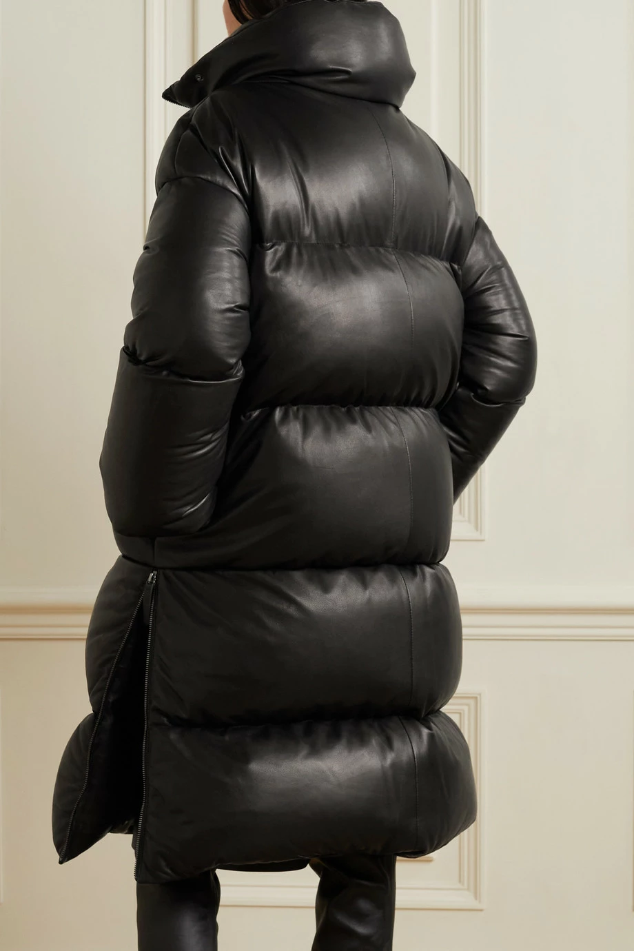 Outlet ๐ KHAITE Leo Quilted Leather Down Coat ๐ 6 Outlet ๐ KHAITE Leo Quilted Leather Down Coat ๐ - Image 4